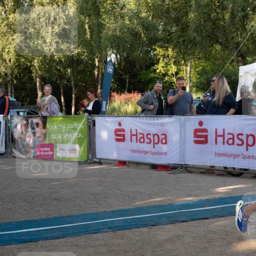 07.09.2025 - 19. Norderstedt Triathlon Zöllner http://msf.ph/oto/8768088 07.09.2025 09:14:16 Ziel 3, 14, 29, 45, 55 meine-sportfotos.de