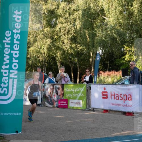 07.09.2025 - 19. Norderstedt Triathlon Zöllner http://msf.ph/oto/8768103 07.09.2025 09:14:43 Ziel 9 meine-sportfotos.de