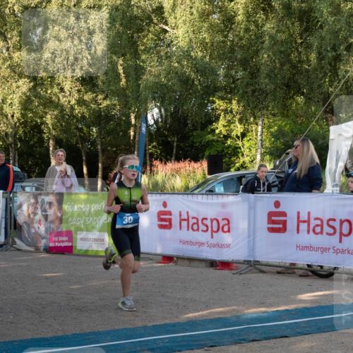 07.09.2025 - 19. Norderstedt Triathlon Zöllner http://msf.ph/oto/8768120 07.09.2025 09:14:52 Ziel 30, 51 meine-sportfotos.de