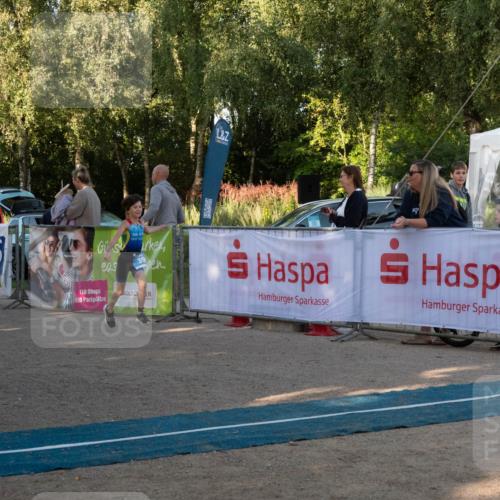 07.09.2025 - 19. Norderstedt Triathlon Zöllner http://msf.ph/oto/8768192 07.09.2025 09:15:58 Ziel 39 meine-sportfotos.de