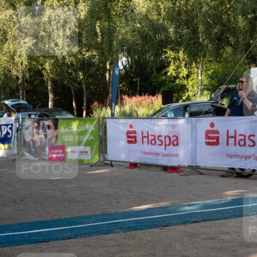 07.09.2025 - 19. Norderstedt Triathlon Zöllner http://msf.ph/oto/8768404 07.09.2025 09:17:35 Ziel 8, 13, 47, 48 meine-sportfotos.de