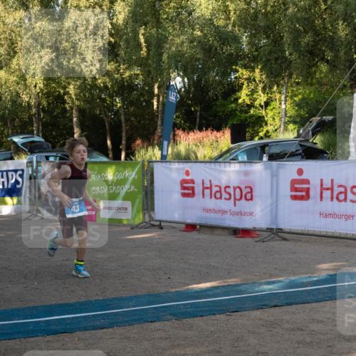 07.09.2025 - 19. Norderstedt Triathlon Zöllner http://msf.ph/oto/8768432 07.09.2025 09:17:52 Ziel 24, 31, 32, 43 meine-sportfotos.de