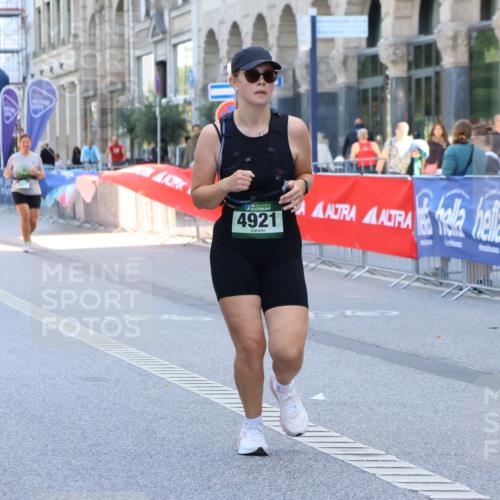 07.09.2025 - BARMER Alsterlauf Strokosch-Dieckow http://msf.ph/oto/8768459 07.09.2025 10:32:02 Ziel 3307, 4222 meine-sportfotos.de