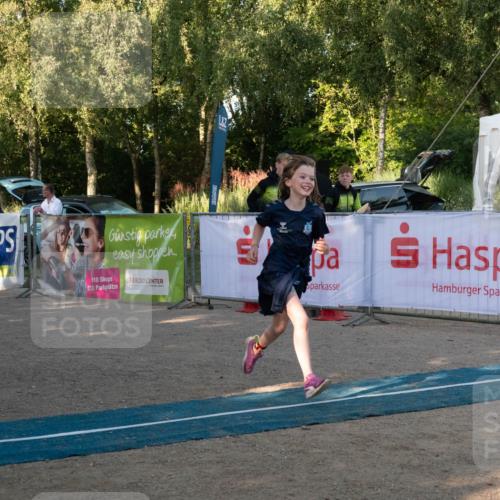 07.09.2025 - 19. Norderstedt Triathlon Zöllner http://msf.ph/oto/8768508 07.09.2025 09:18:58 Ziel 20 meine-sportfotos.de