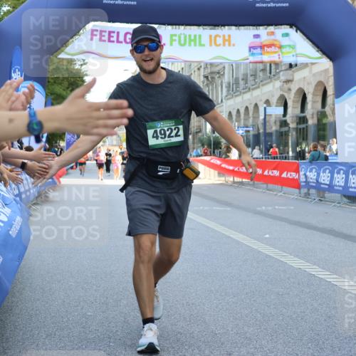07.09.2025 - BARMER Alsterlauf Strokosch-Dieckow http://msf.ph/oto/8768518 07.09.2025 10:32:04 Ziel 3307, 4222 meine-sportfotos.de