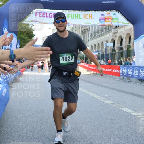 07.09.2025 - BARMER Alsterlauf Strokosch-Dieckow http://msf.ph/oto/8768542 07.09.2025 10:32:04 Ziel 3307, 4222 meine-sportfotos.de