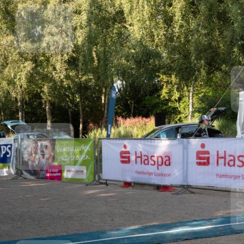 07.09.2025 - 19. Norderstedt Triathlon Zöllner http://msf.ph/oto/8768545 07.09.2025 09:21:18 Ziel  meine-sportfotos.de