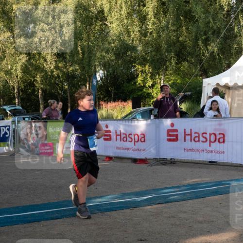 07.09.2025 - 19. Norderstedt Triathlon Zöllner http://msf.ph/oto/8768559 07.09.2025 09:22:36 Ziel 19 meine-sportfotos.de