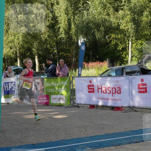 07.09.2025 - 19. Norderstedt Triathlon Zöllner http://msf.ph/oto/8768627 07.09.2025 09:45:29 Ziel 583 meine-sportfotos.de