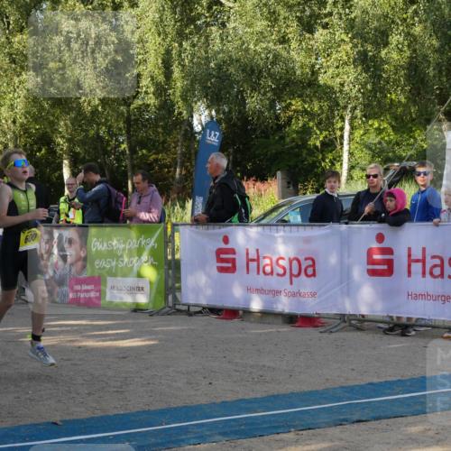 07.09.2025 - 19. Norderstedt Triathlon Zöllner http://msf.ph/oto/8768670 07.09.2025 09:46:04 Ziel 600 meine-sportfotos.de