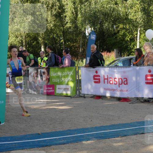 07.09.2025 - 19. Norderstedt Triathlon Zöllner http://msf.ph/oto/8768692 07.09.2025 09:46:50 Ziel 556, 633 meine-sportfotos.de