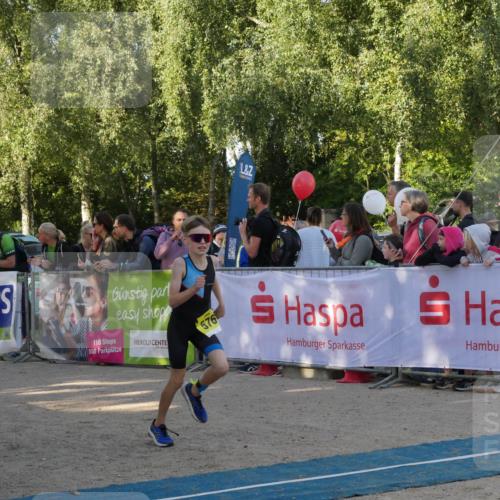 07.09.2025 - 19. Norderstedt Triathlon Zöllner http://msf.ph/oto/8768867 07.09.2025 09:48:24 Ziel 559, 576, 607 meine-sportfotos.de