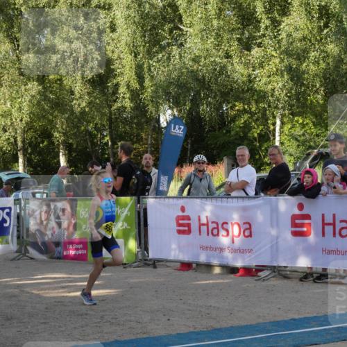 07.09.2025 - 19. Norderstedt Triathlon Zöllner http://msf.ph/oto/8769044 07.09.2025 09:49:44 Ziel 555, 624 meine-sportfotos.de