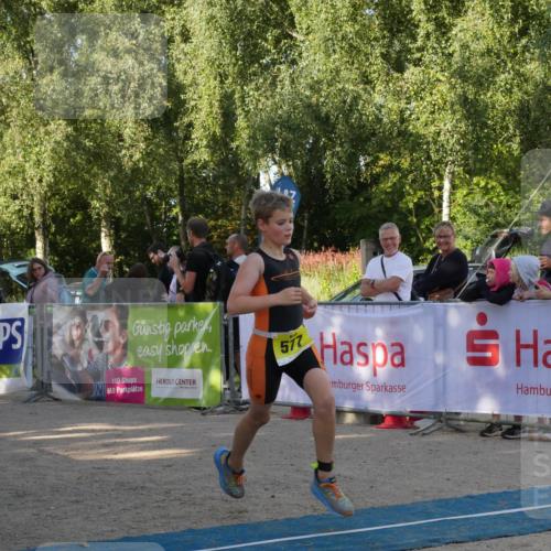 07.09.2025 - 19. Norderstedt Triathlon Zöllner http://msf.ph/oto/8769060 07.09.2025 09:49:53 Ziel 577, 618 meine-sportfotos.de
