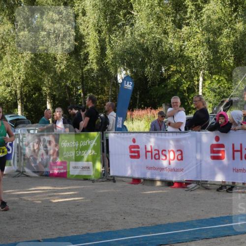 07.09.2025 - 19. Norderstedt Triathlon Zöllner http://msf.ph/oto/8769070 07.09.2025 09:49:55 Ziel 577, 618 meine-sportfotos.de