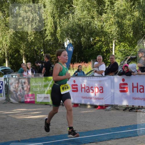 07.09.2025 - 19. Norderstedt Triathlon Zöllner http://msf.ph/oto/8769078 07.09.2025 09:49:56 Ziel 577, 618 meine-sportfotos.de