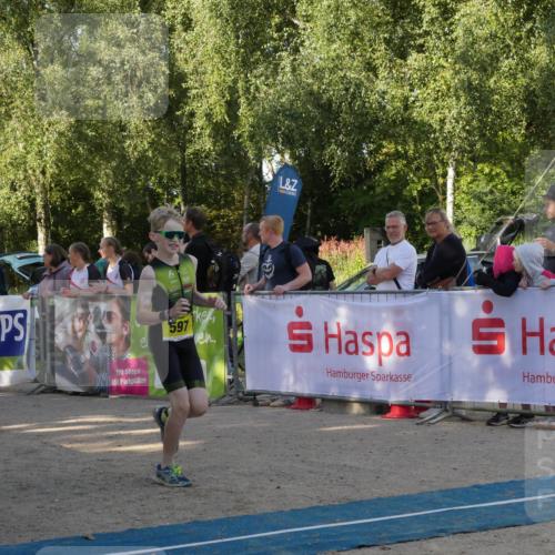 07.09.2025 - 19. Norderstedt Triathlon Zöllner http://msf.ph/oto/8769113 07.09.2025 09:50:15 Ziel 597, 619, 634 meine-sportfotos.de