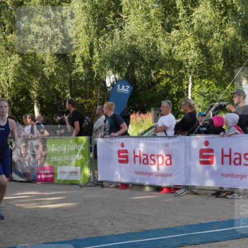 07.09.2025 - 19. Norderstedt Triathlon Zöllner http://msf.ph/oto/8769126 07.09.2025 09:50:19 Ziel 597, 619, 634 meine-sportfotos.de