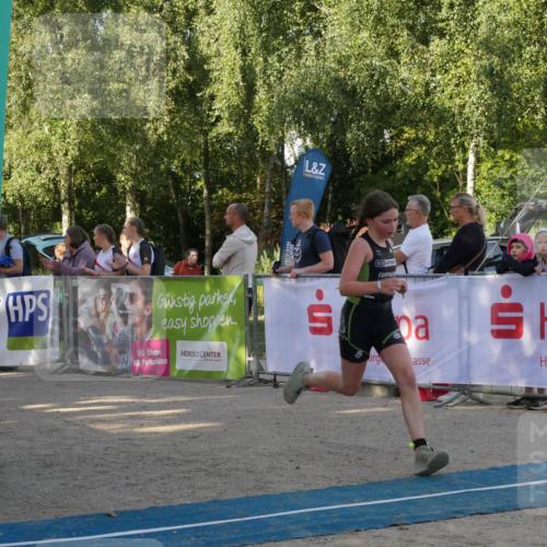 07.09.2025 - 19. Norderstedt Triathlon Zöllner http://msf.ph/oto/8769174 07.09.2025 09:51:12 Ziel 599, 622 meine-sportfotos.de