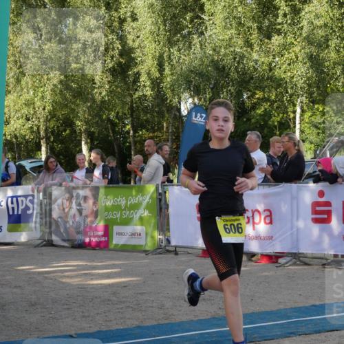 07.09.2025 - 19. Norderstedt Triathlon Zöllner http://msf.ph/oto/8769263 07.09.2025 09:51:29 Ziel 602, 606, 616, 621 meine-sportfotos.de