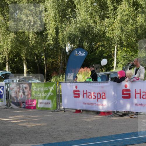 07.09.2025 - 19. Norderstedt Triathlon Zöllner http://msf.ph/oto/8769400 07.09.2025 09:54:59 Ziel 571 meine-sportfotos.de
