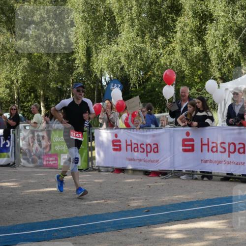 07.09.2025 - 19. Norderstedt Triathlon Zöllner http://msf.ph/oto/8769513 07.09.2025 10:38:59 Ziel 1147 meine-sportfotos.de