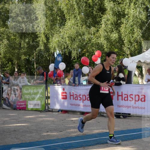 07.09.2025 - 19. Norderstedt Triathlon Zöllner http://msf.ph/oto/8769618 07.09.2025 10:44:30 Ziel 1135 meine-sportfotos.de