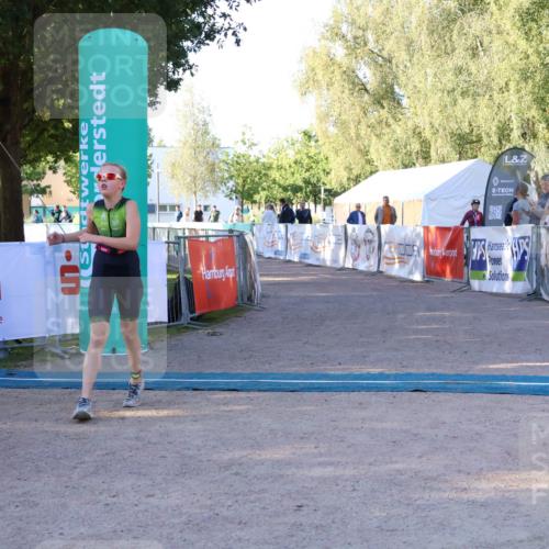 07.09.2025 - 19. Norderstedt Triathlon Zöllner http://msf.ph/oto/8769624 07.09.2025 09:13:22 Ziel 4 meine-sportfotos.de