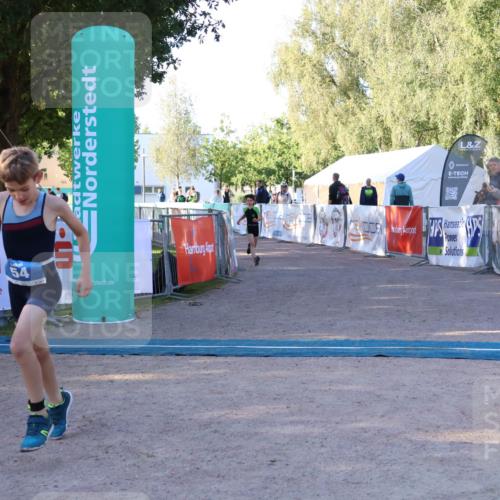 07.09.2025 - 19. Norderstedt Triathlon Zöllner http://msf.ph/oto/8769659 07.09.2025 09:13:43 Ziel 25, 54 meine-sportfotos.de