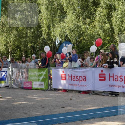 07.09.2025 - 19. Norderstedt Triathlon Zöllner http://msf.ph/oto/8769672 07.09.2025 10:47:09 Ziel 646, 1119 meine-sportfotos.de