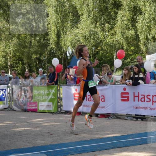07.09.2025 - 19. Norderstedt Triathlon Zöllner http://msf.ph/oto/8769682 07.09.2025 10:47:10 Ziel 646, 1119 meine-sportfotos.de