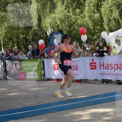 07.09.2025 - 19. Norderstedt Triathlon Zöllner http://msf.ph/oto/8769721 07.09.2025 10:47:45 Ziel 1129 meine-sportfotos.de