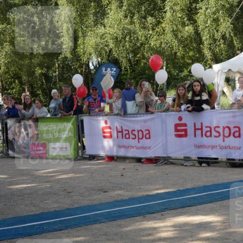 07.09.2025 - 19. Norderstedt Triathlon Zöllner http://msf.ph/oto/8769723 07.09.2025 10:47:46 Ziel 1129 meine-sportfotos.de
