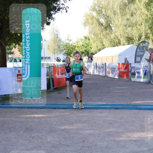 07.09.2025 - 19. Norderstedt Triathlon Zöllner http://msf.ph/oto/8769741 07.09.2025 09:14:11 Ziel 3, 14, 29, 45, 49, 55 meine-sportfotos.de