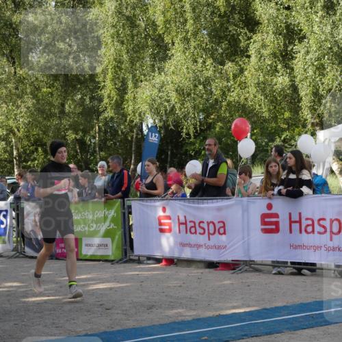 07.09.2025 - 19. Norderstedt Triathlon Zöllner http://msf.ph/oto/8769765 07.09.2025 10:48:37 Ziel 1115 meine-sportfotos.de
