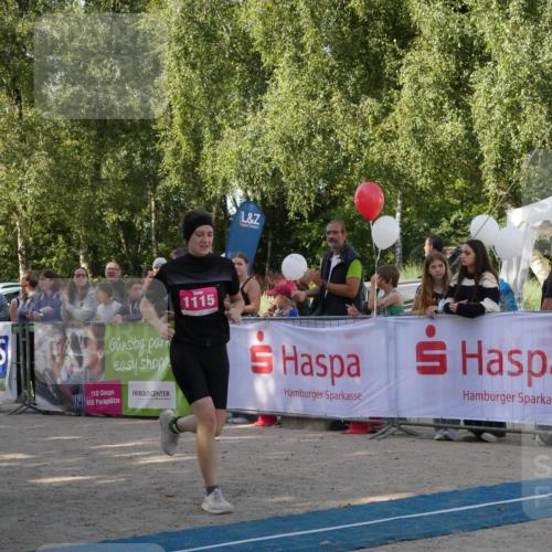07.09.2025 - 19. Norderstedt Triathlon Zöllner http://msf.ph/oto/8769772 07.09.2025 10:48:37 Ziel 1115 meine-sportfotos.de