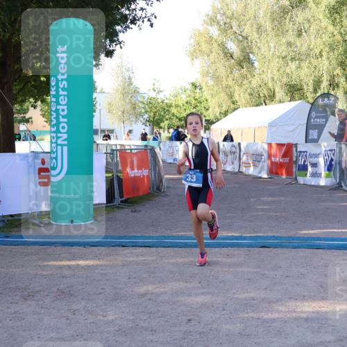 07.09.2025 - 19. Norderstedt Triathlon Zöllner http://msf.ph/oto/8769785 07.09.2025 09:14:33 Ziel 33 meine-sportfotos.de