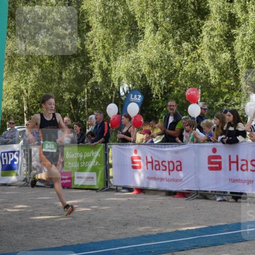 07.09.2025 - 19. Norderstedt Triathlon Zöllner http://msf.ph/oto/8769819 07.09.2025 10:49:20 Ziel 645 meine-sportfotos.de