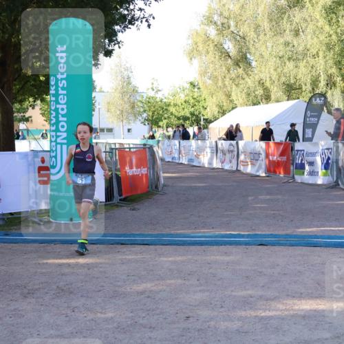 07.09.2025 - 19. Norderstedt Triathlon Zöllner http://msf.ph/oto/8769844 07.09.2025 09:14:54 Ziel 30, 51 meine-sportfotos.de