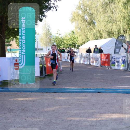 07.09.2025 - 19. Norderstedt Triathlon Zöllner http://msf.ph/oto/8769865 07.09.2025 09:15:44 Ziel 7, 17, 34, 52 meine-sportfotos.de