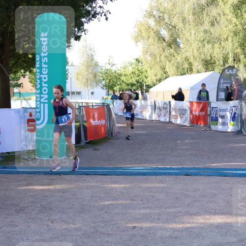 07.09.2025 - 19. Norderstedt Triathlon Zöllner http://msf.ph/oto/8769884 07.09.2025 09:15:47 Ziel 7, 17, 34 meine-sportfotos.de