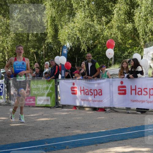 07.09.2025 - 19. Norderstedt Triathlon Zöllner http://msf.ph/oto/8770004 07.09.2025 10:51:38 Ziel 68, 649, 663 meine-sportfotos.de