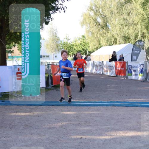07.09.2025 - 19. Norderstedt Triathlon Zöllner http://msf.ph/oto/8770022 07.09.2025 09:16:32 Ziel 11, 16, 38 meine-sportfotos.de