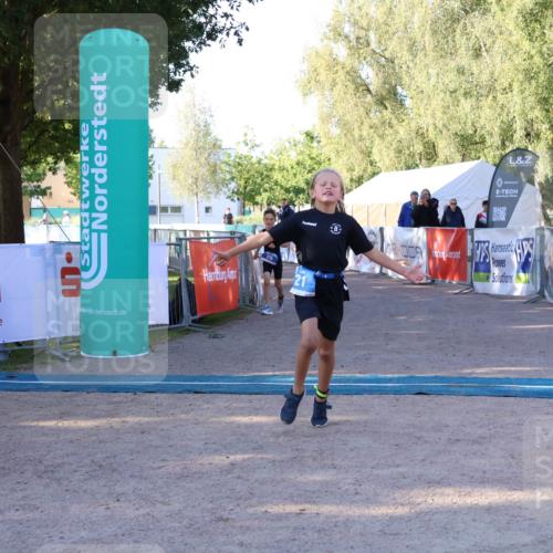 07.09.2025 - 19. Norderstedt Triathlon Zöllner http://msf.ph/oto/8770063 07.09.2025 09:16:45 Ziel 21, 26 meine-sportfotos.de