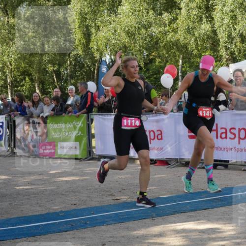 07.09.2025 - 19. Norderstedt Triathlon Zöllner http://msf.ph/oto/8770155 07.09.2025 10:52:21 Ziel 667, 1114, 1141 meine-sportfotos.de