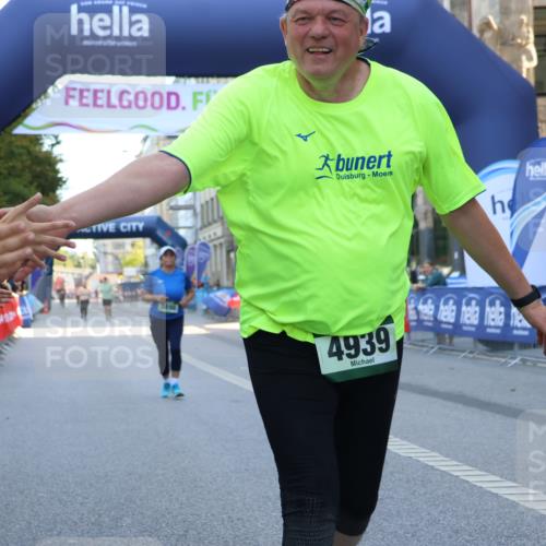 07.09.2025 - BARMER Alsterlauf Strokosch-Dieckow http://msf.ph/oto/8770314 07.09.2025 10:33:29 Ziel 5124 meine-sportfotos.de