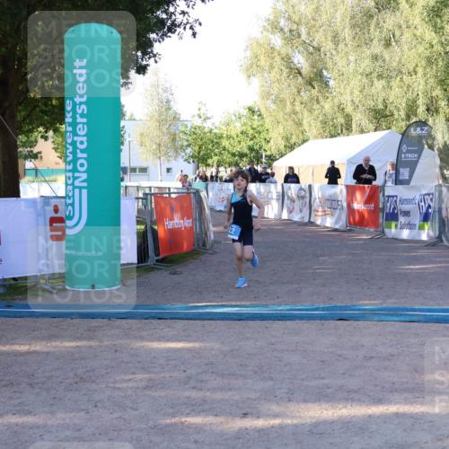 07.09.2025 - 19. Norderstedt Triathlon Zöllner http://msf.ph/oto/8770317 07.09.2025 09:19:15 Ziel 22 meine-sportfotos.de