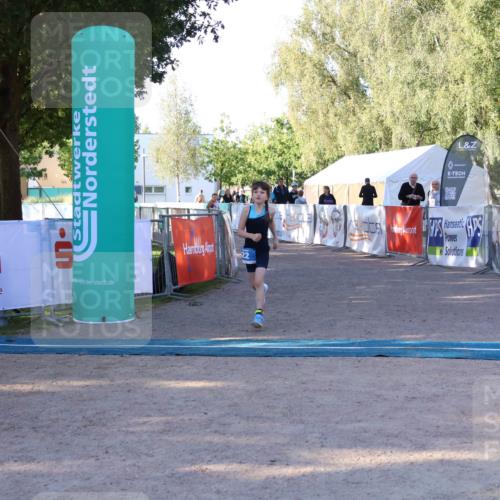 07.09.2025 - 19. Norderstedt Triathlon Zöllner http://msf.ph/oto/8770323 07.09.2025 09:19:16 Ziel 22 meine-sportfotos.de