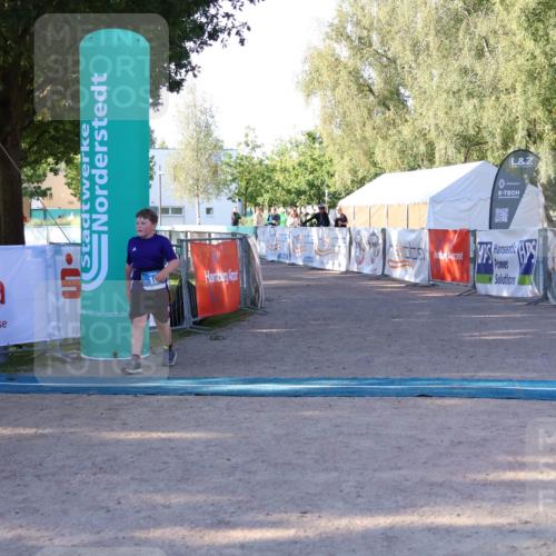 07.09.2025 - 19. Norderstedt Triathlon Zöllner http://msf.ph/oto/8770371 07.09.2025 09:22:34 Ziel 19 meine-sportfotos.de
