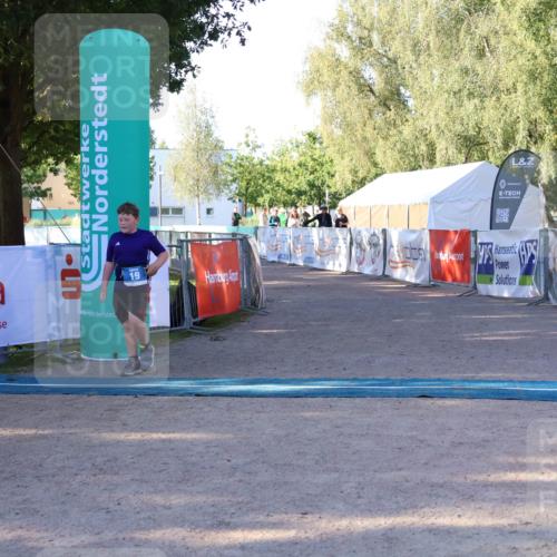 07.09.2025 - 19. Norderstedt Triathlon Zöllner http://msf.ph/oto/8770375 07.09.2025 09:22:34 Ziel 19 meine-sportfotos.de